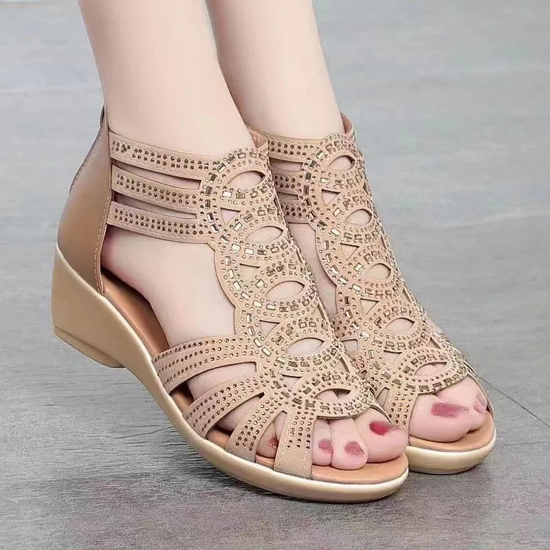 2024 verão novas sandálias romanas de couro macio feminino sola macia outwear sapatos de cunha moda casual designer sapato senhoras